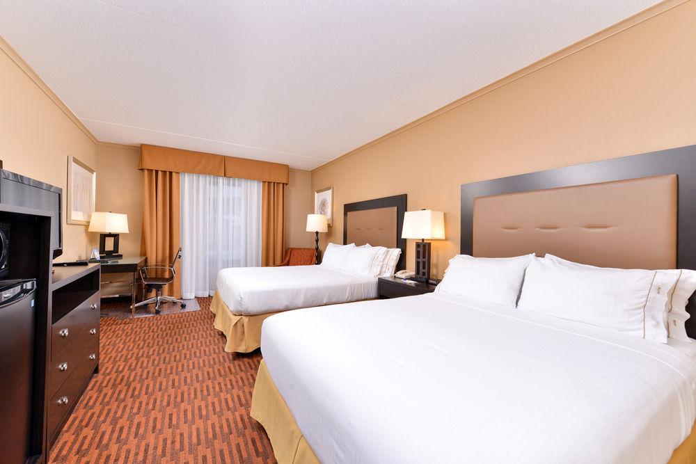 Holiday Inn Express Breezewood, an IHG Hotel Buitenkant foto