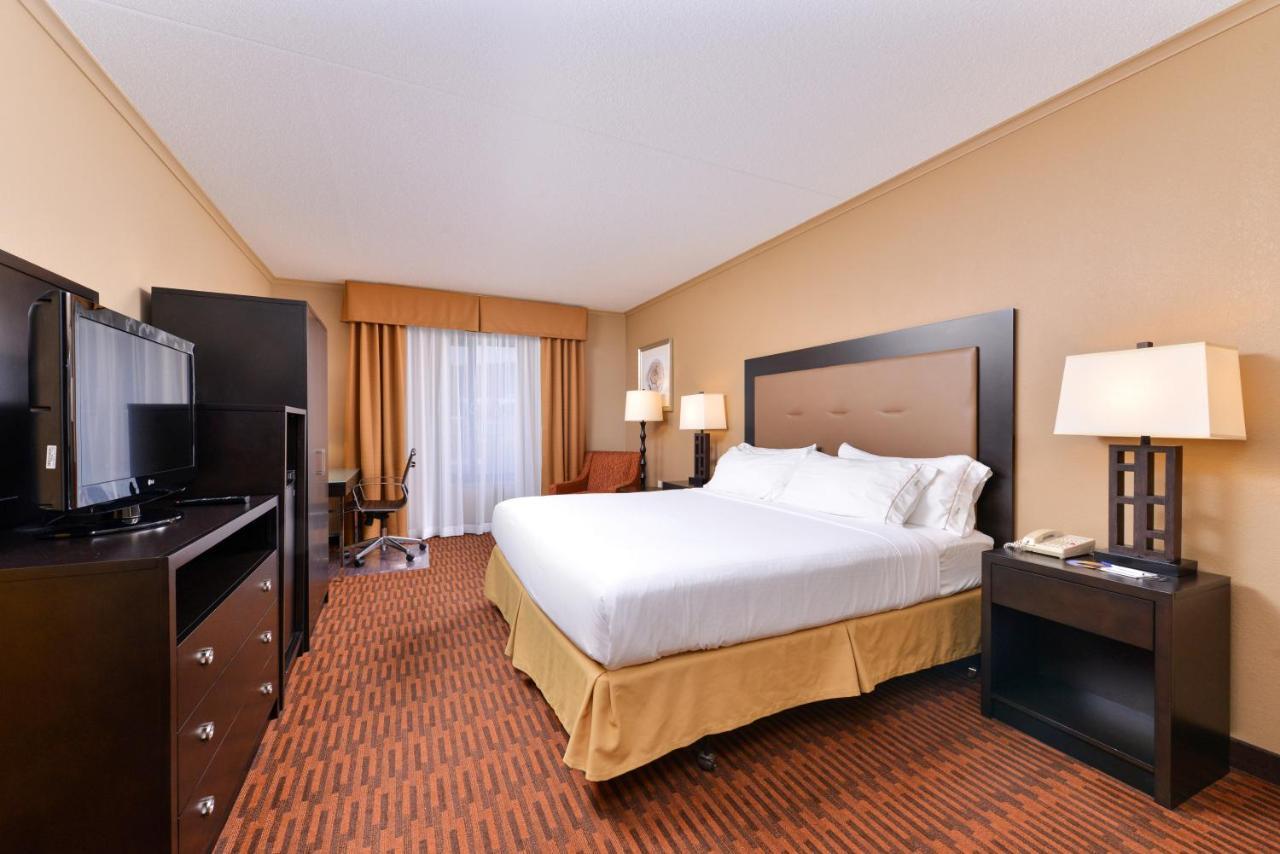 Holiday Inn Express Breezewood, an IHG Hotel Buitenkant foto