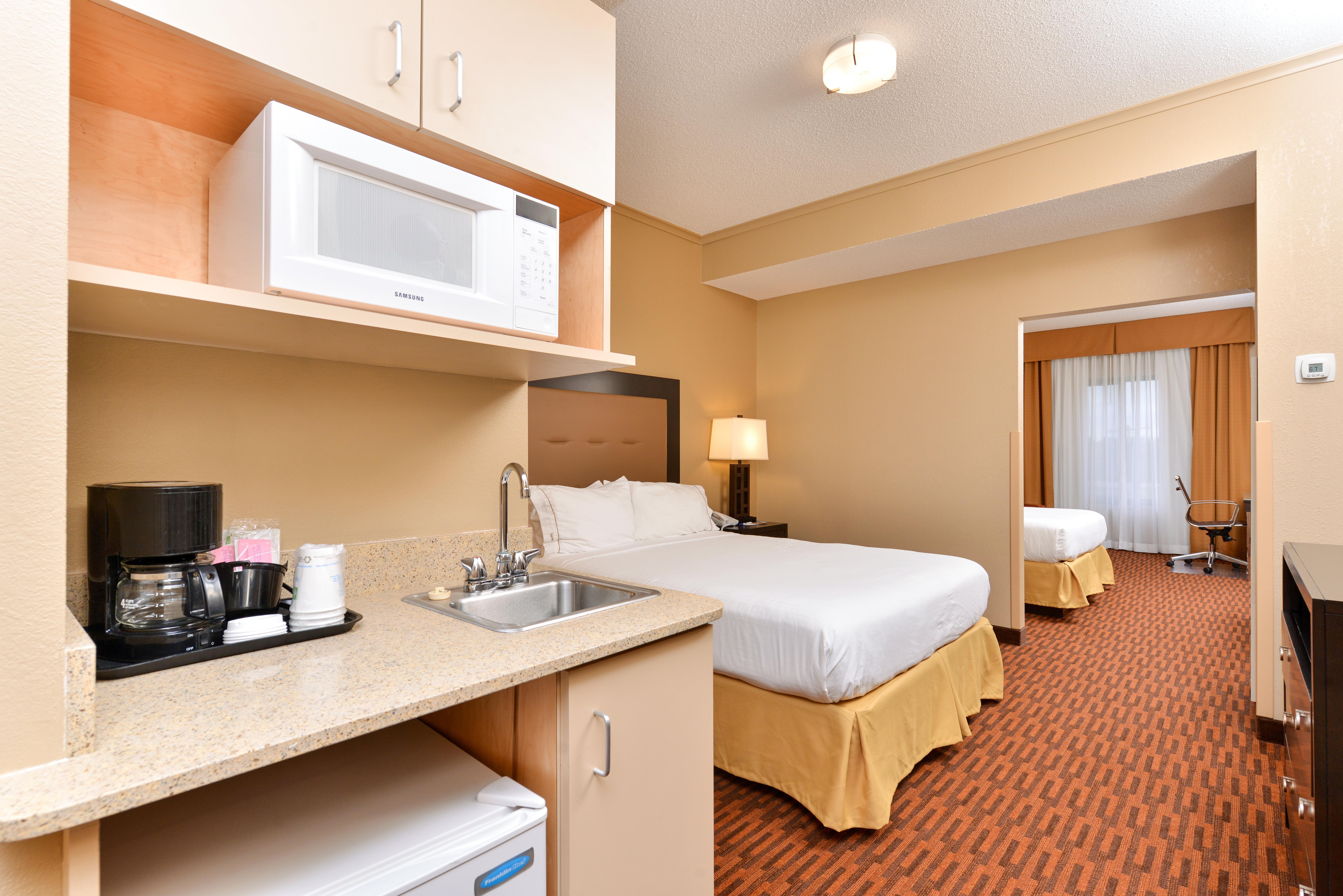 Holiday Inn Express Breezewood, an IHG Hotel Buitenkant foto