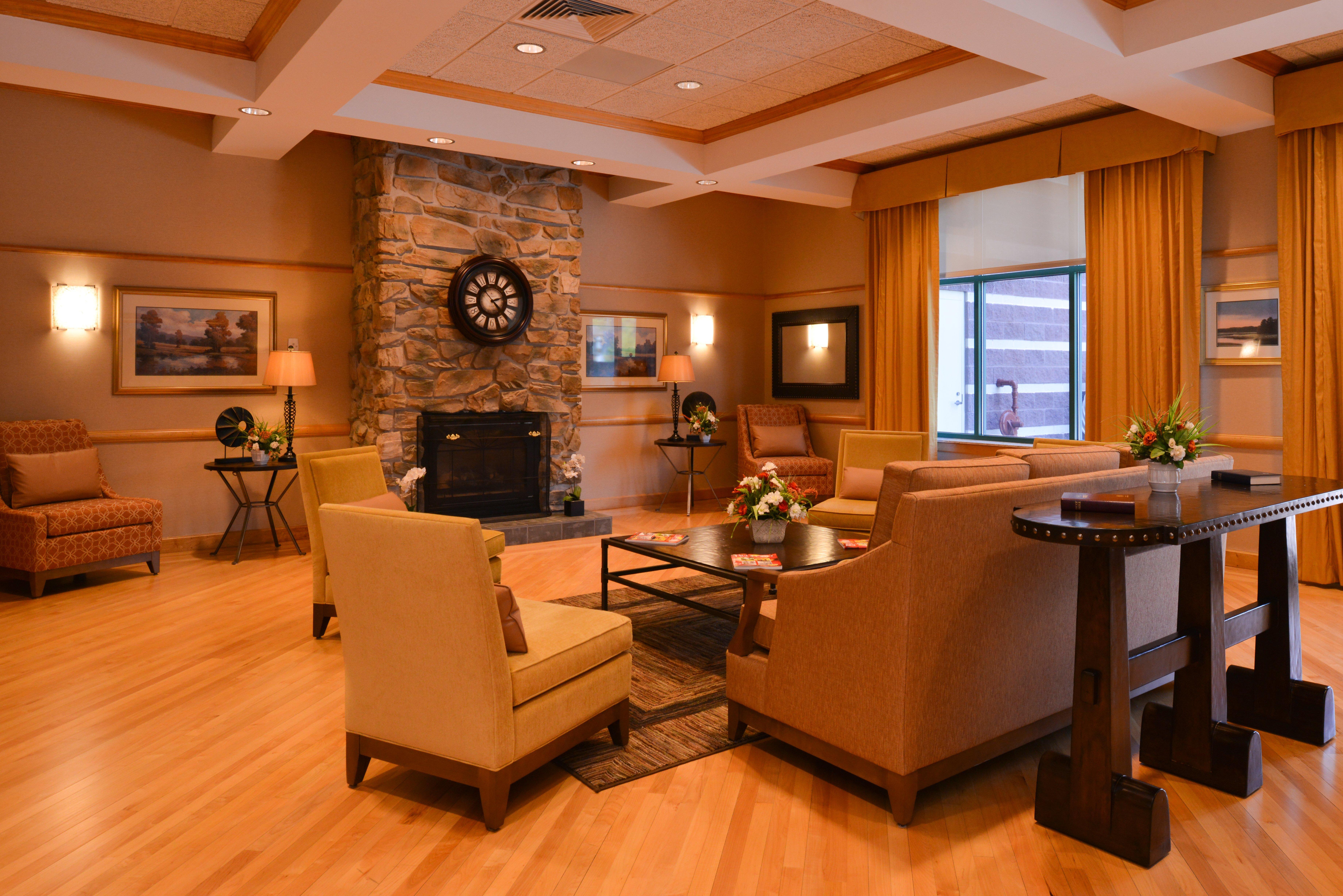 Holiday Inn Express Breezewood, an IHG Hotel Buitenkant foto