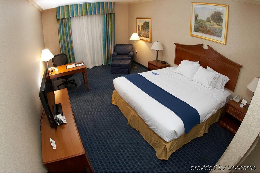 Holiday Inn Express Breezewood, an IHG Hotel Buitenkant foto